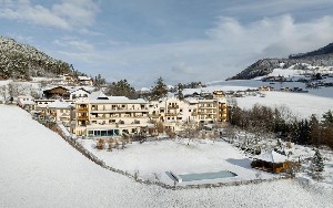 Hotel MIRABELL ALPINE GARDEN RESORT & SPA wakacje