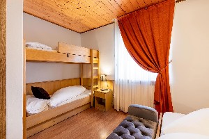 Hotel DOLOMITI - CAVALESE wakacje