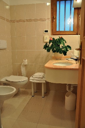 Hotel HOTEL DOLOMITI wakacje