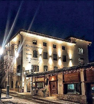 Hotel LA STUA wakacje