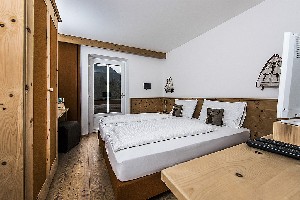 Hotel SMALL & LOVELY HOTEL ZALUNA wakacje