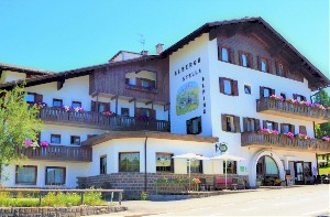 Hotel STELLA ALPINA BELLAMONTE wakacje