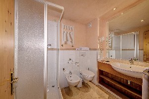 Hotel WILLA DI BOSCO wakacje