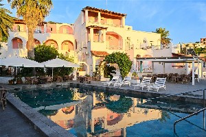 Hotel s bazénem