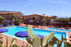 Hotel s bazénem