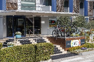 Hotel BIKE CARAVEL wakacje