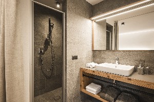 Hotel APARTMÁNY WIRTSHAUS & LENER wakacje