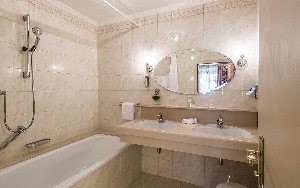 Hotel ROMANTIK HOTEL & RESTAURANT STAFLER wakacje