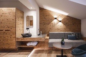 Hotel WIRTSHAUS & HOTEL LENER wakacje