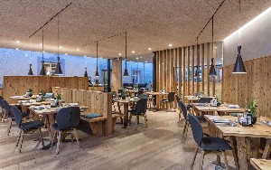 Hotel WIRTSHAUS & HOTEL LENER wakacje