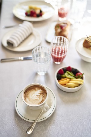 Hotel GOLDENE ROSE KARTHAUS - POKOJE wakacje