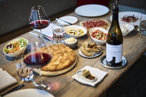 Hotel GOLDENE ROSE KARTHAUS - POKOJE wakacje