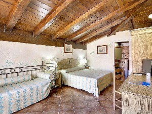 Hotel COLONNA BEACH MARINELLA wakacje