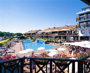 Hotel s bazénem