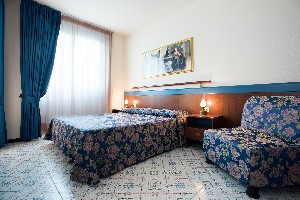 Hotel APARTHOTEL HOLIDAY wakacje