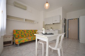 Hotel APARTHOTEL PINEDA wakacje