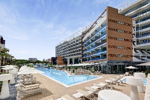 Hotel s bazénem