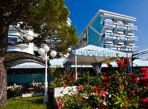Hotel MONACO & QUISISANA wakacje