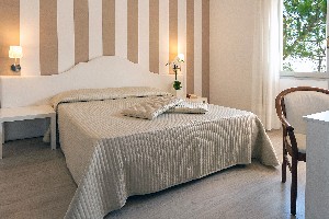 Hotel PARIOLI wakacje