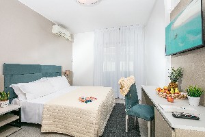 Hotel PIGALLE wakacje