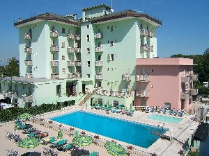 Hotel s bazénem