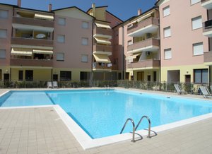 Residence s venkovním bazénem
