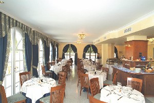 Hotel LARIO wakacje