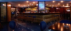 Restaurant/bars