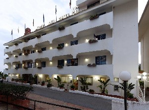 Hotel BAIA DEGLI DEI wakacje