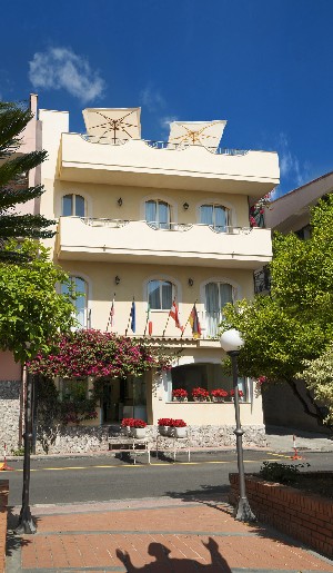 Hotel Sylesia   Letojanni (1)