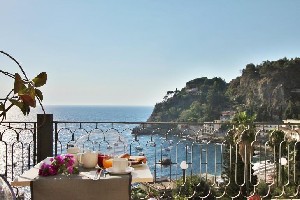 Hotel BAIA AZZURRA wakacje