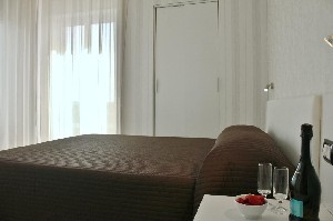 Hotel BAIA AZZURRA wakacje