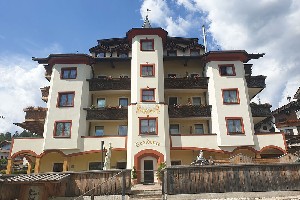 Derby Club Residence