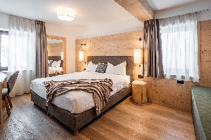 Hotel VEZZANA wakacje