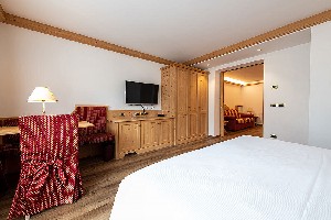 Hotel CRISTINA wakacje