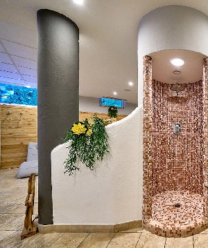 Hotel CRISTINA wakacje