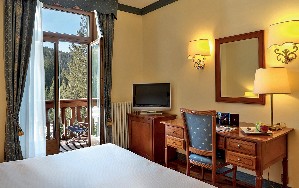 Hotel GOLF HOTEL CAMPIGLIO wakacje