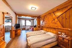 Hotel HOTEL DAHU wakacje