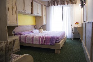 Hotel LORY wakacje