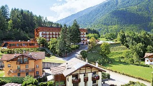 (Itálie, Skirama Dolomiti Adamello Brenta, Marilleva/Folgarida) - HOTEL SANCAMILLO: Zimní pobyt s polopenzí