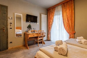 Hotel LOCANDA ELISA ALBERGO DIFFUSO wakacje