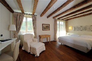 Hotel RELAIS VECCHIO MASO wakacje