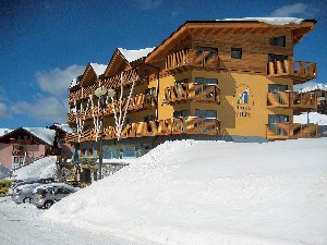 Hotel DELLE ALPI wakacje