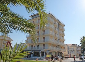 Residence Bambinopoli - Alba Adriatica