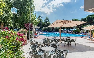 Hotel AMBASCIATORI wakacje