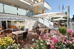 Hotel ST. MORITZ wakacje