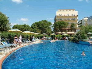 Hotel s bazénem