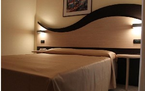 Hotel DE PARIS wakacje