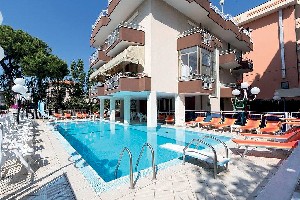 Hotel s bazénem