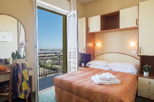 Hotel CROSAL wakacje